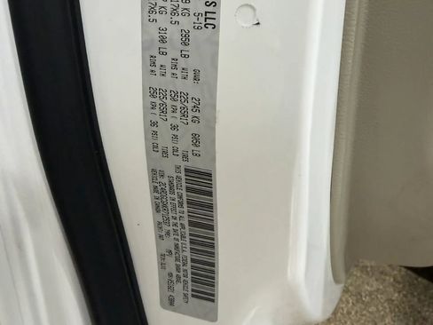 Used 2019 Dodge Grand Caravan SXT image 62