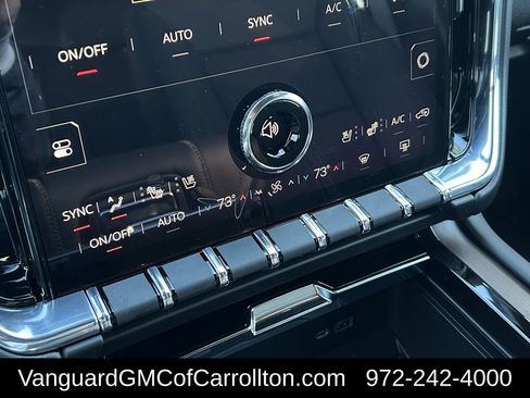 New 2026 GMC Yukon Denali w/ Denali Reserve Package AWD/4WD image 17