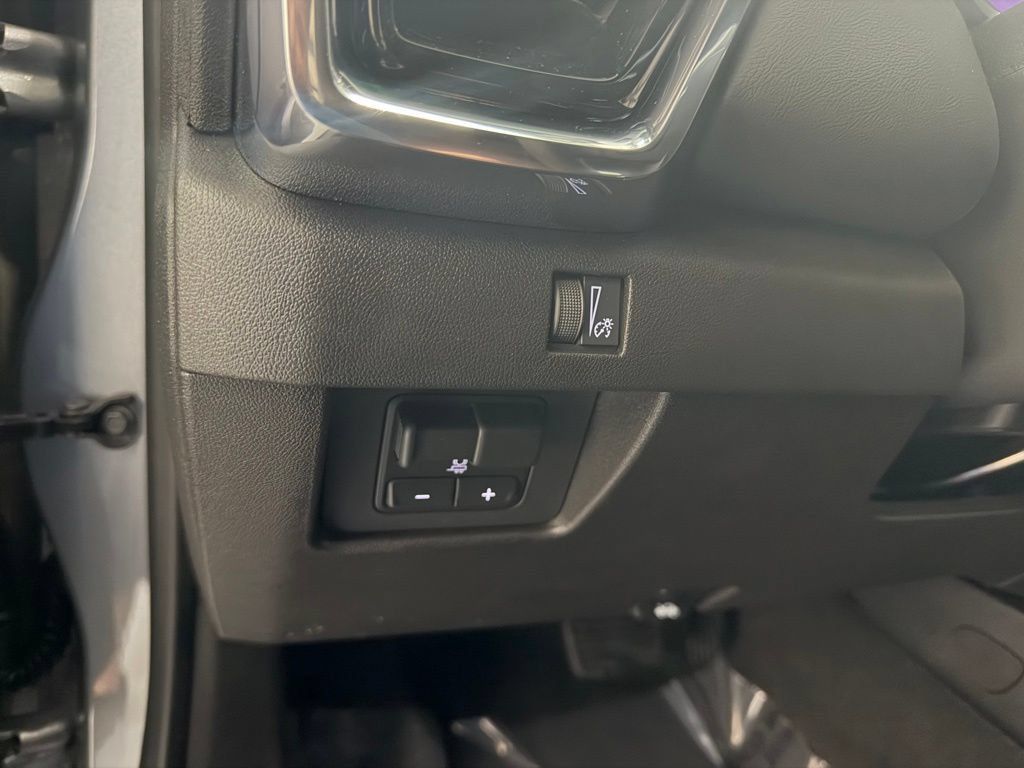 New 2026 GMC Canyon Elevation w/ Convenience Package RWD image 14