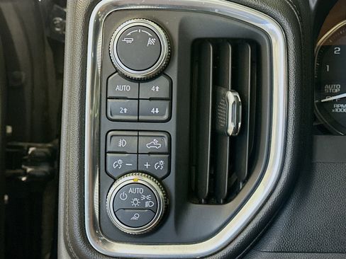 Used 2019 GMC Sierra 1500 AT4 w/ AT4 Premium Package AWD/4WD image 17