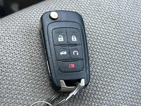 Used 2012 Chevrolet Cruze LT FWD image 23