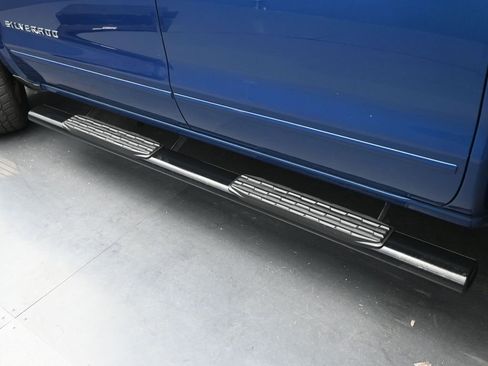 Used 2017 Chevrolet Silverado 1500 LT w/ All Star Edition image 10