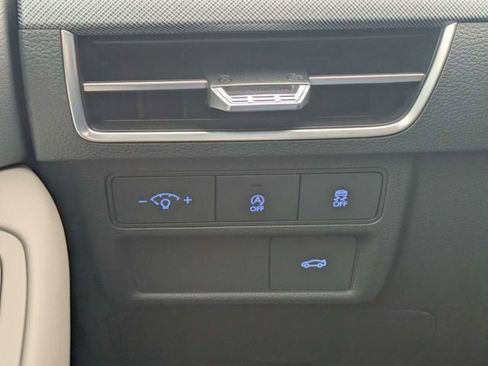 Used 2025 Hyundai Sonata SE image 21