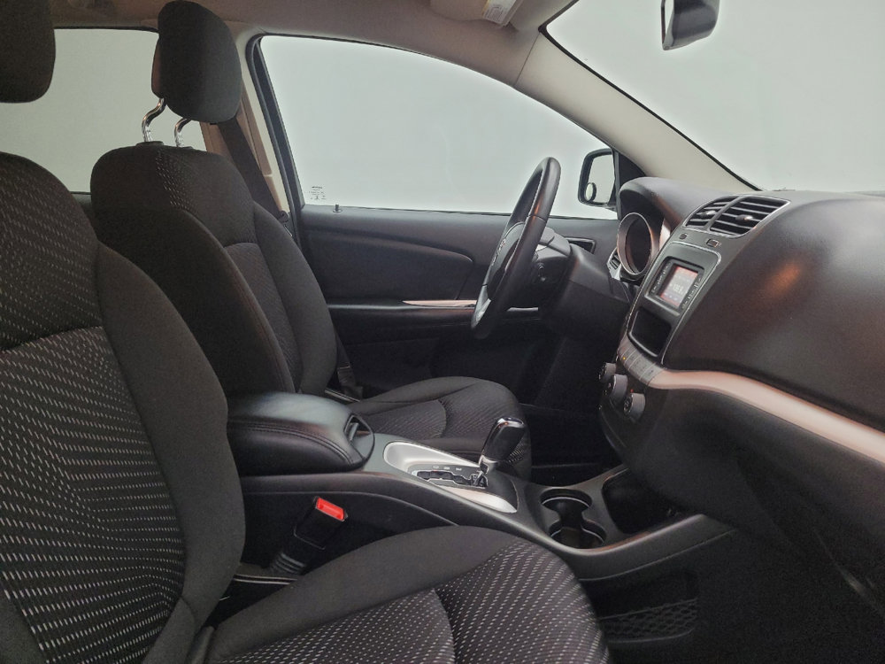Used 2017 Dodge Journey SE w/ Flexible Seating Group FWD image 21