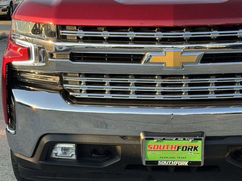 Used 2022 Chevrolet Silverado 1500 LT image 8