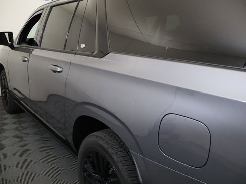 Used 2021 Cadillac Escalade ESV Sport w/ Driver Assist Tech Package image 11