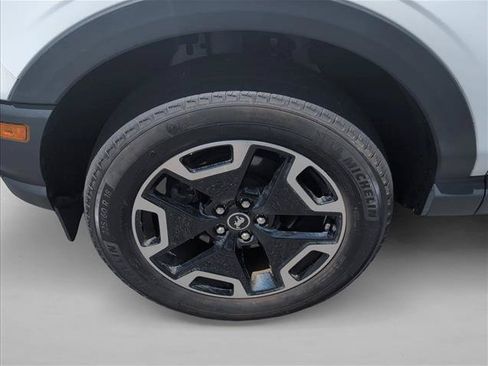 Used 2023 Ford Bronco Sport Outer Banks w/ Tech Package AWD/4WD image 25