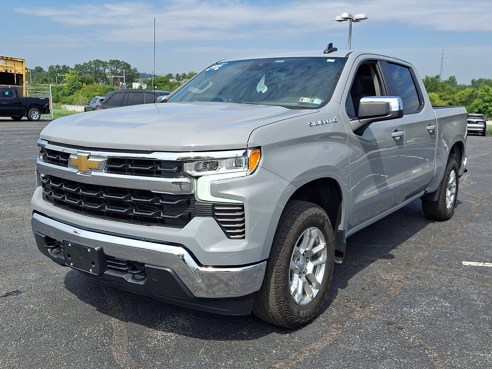 Certified 2024 Chevrolet Silverado 1500 LT AWD/4WD image 3