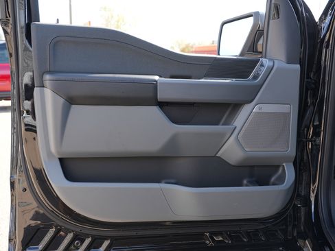 Used 2025 Ford F150 Lariat w/ Equipment Group 501A Mid AWD/4WD image 17