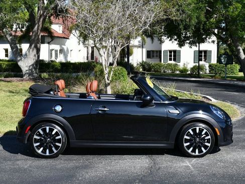 Used 2024 MINI Cooper S w/ Signature Upholstery Package FWD image 41