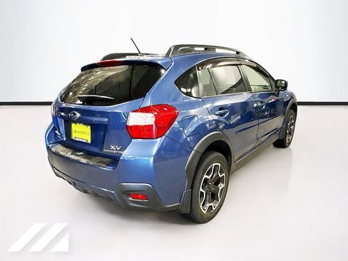 Used 2013 Subaru Crosstrek 2.0i Limited w/ Popular Pkg 1 AWD/4WD image 5