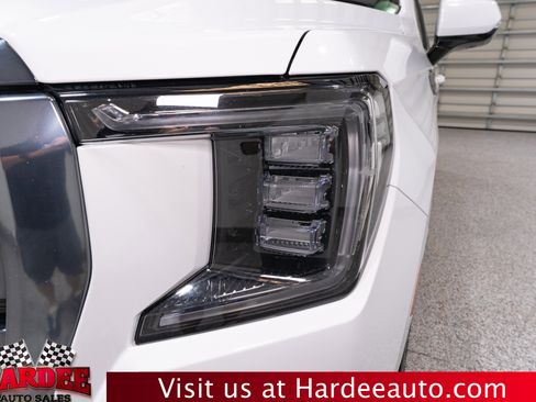 Used 2022 GMC Yukon XL AT4 w/ Max Trailering Package AWD/4WD image 8
