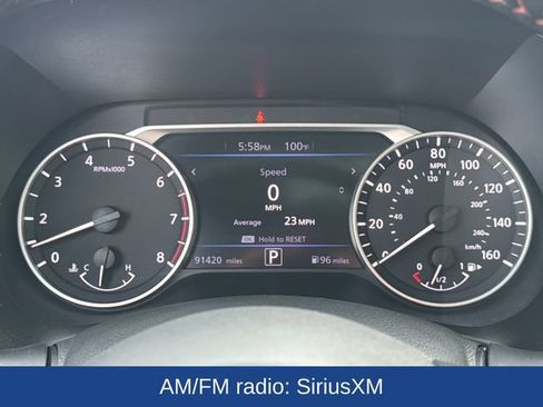Used 2022 Nissan Sentra SR w/ SR Premium Package FWD image 9