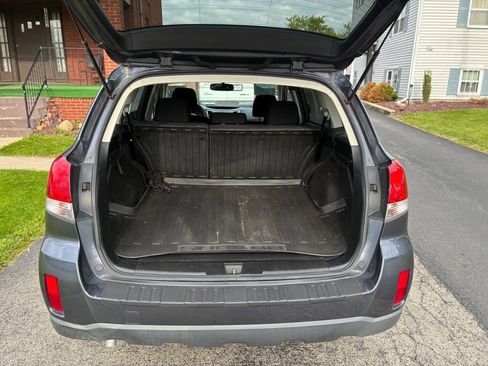 Used 2014 Subaru Outback 2.5i Premium AWD/4WD image 13