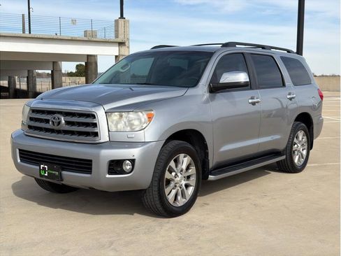 Used 2011 Toyota Sequoia Limited image 3