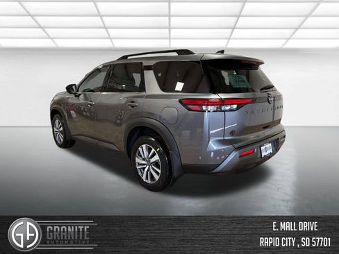 New 2026 Nissan Pathfinder SL AWD/4WD image 3