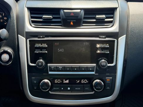 Used 2017 Nissan Altima 2.5 SV FWD image 14