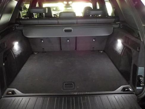 Used 2024 BMW X5 xDrive40i w/ M Sport Package AWD/4WD image 6