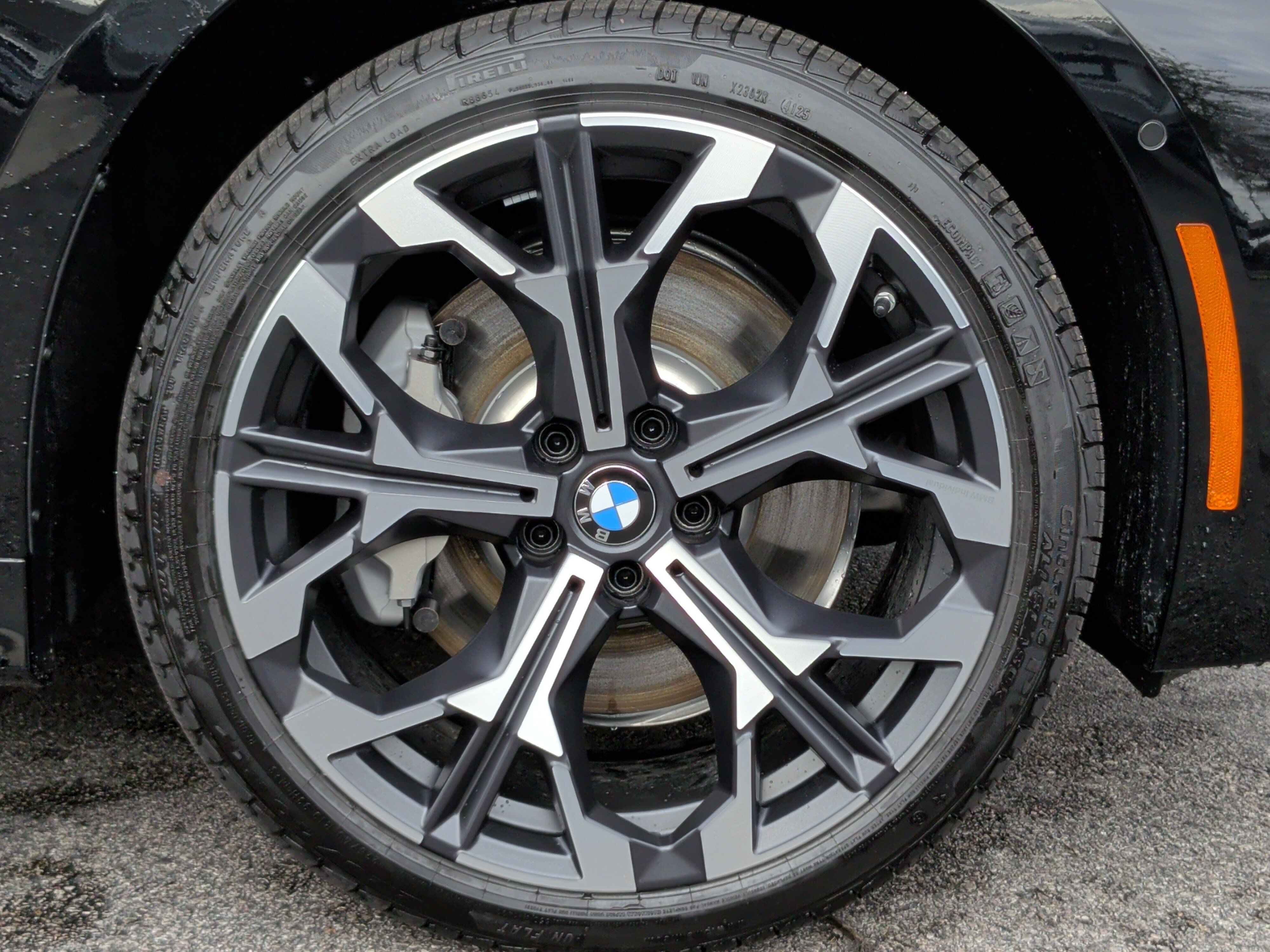 Certified 2026 BMW 330i Sedan w/ Convenience Package RWD image 11