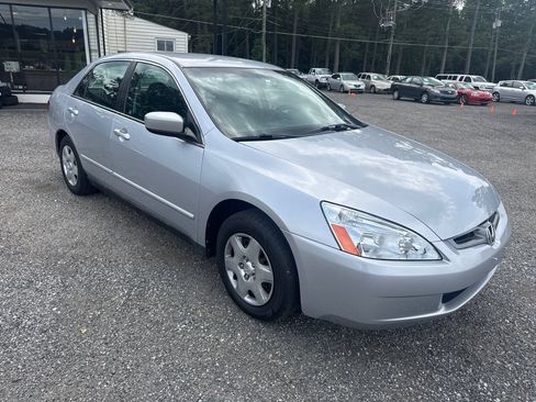 Used 2005 Honda Accord LX image 17