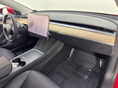 Used 2022 Tesla Model 3 Performance image 15