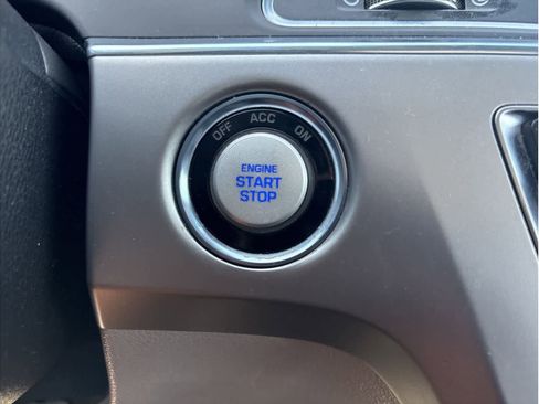 Used 2017 Hyundai Sonata SE image 22