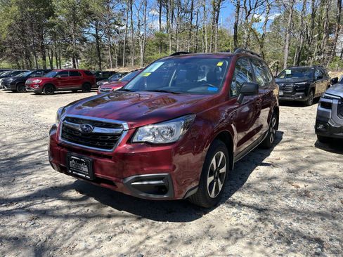 Used 2017 Subaru Forester 2.5i w/ Alloy Wheel Package AWD/4WD image 4