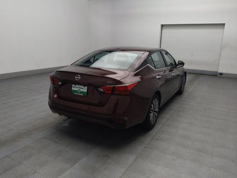 Used 2024 Nissan Altima 2.5 SV image 9