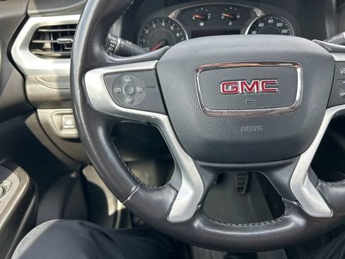 Used 2020 GMC Acadia SLT w/ Premium Package FWD image 14