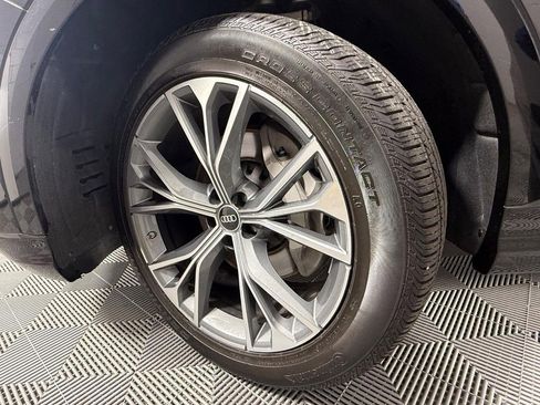 Used 2023 Audi Q8 Premium Plus image 10