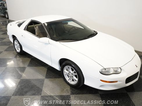 Used 2001 Chevrolet Camaro Z28 w/ Preferred Equipment Group image 34