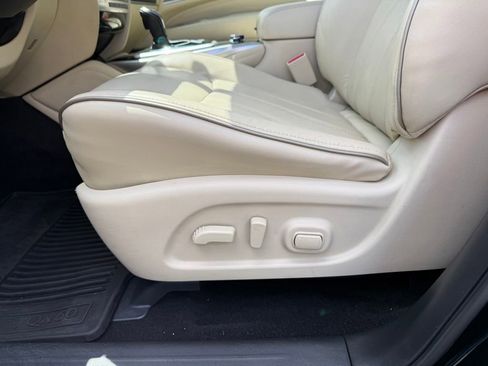 Used 2019 INFINITI QX60 Luxe w/ Essential Package AWD/4WD image 18
