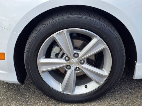 Used 2012 Chevrolet Cruze LT w/ RS Package FWD image 9