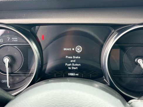 Used 2023 Jeep Wrangler Unlimited w/ Cold Weather Group AWD/4WD image 13