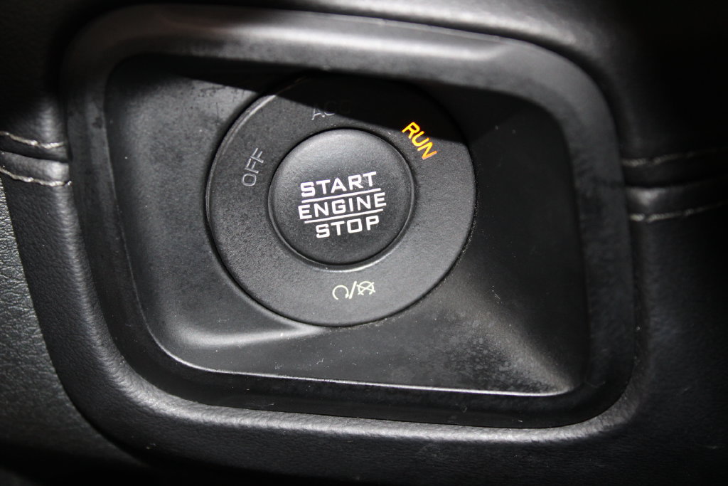 Used 2024 Jeep Wrangler Unlimited Rubicon 4xe AWD/4WD image 36