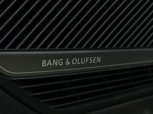 Used 2024 Audi A4 2.0T Premium Plus image 33