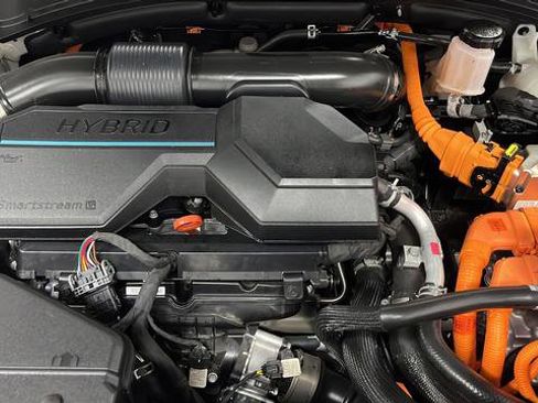 Used 2024 Hyundai Santa Fe Limited image 29