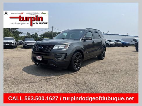 Used 2017 Ford Explorer XLT w/ Equipment Group 202A AWD/4WD image 1