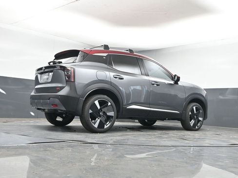 New 2026 Nissan Kicks SR w/ Cold Weather Package image 27