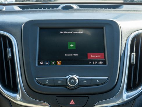 Used 2020 Chevrolet Equinox LT image 16