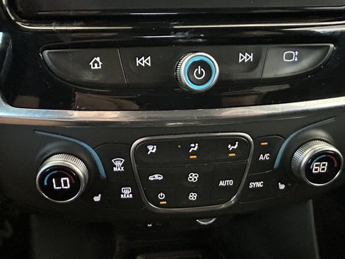 Used 2023 Chevrolet Traverse LT w/ LPO, Floor Liner Package AWD/4WD image 17