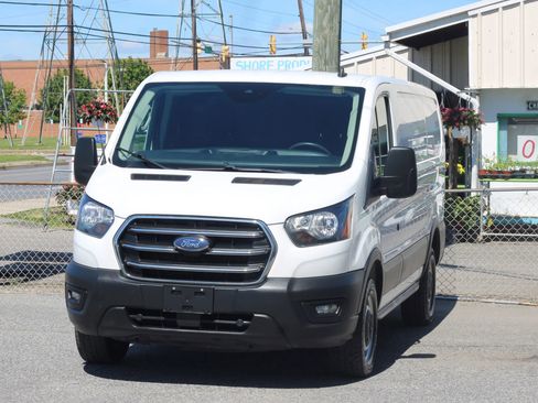 Used 2020 Ford Transit 250 Low Roof RWD image 3
