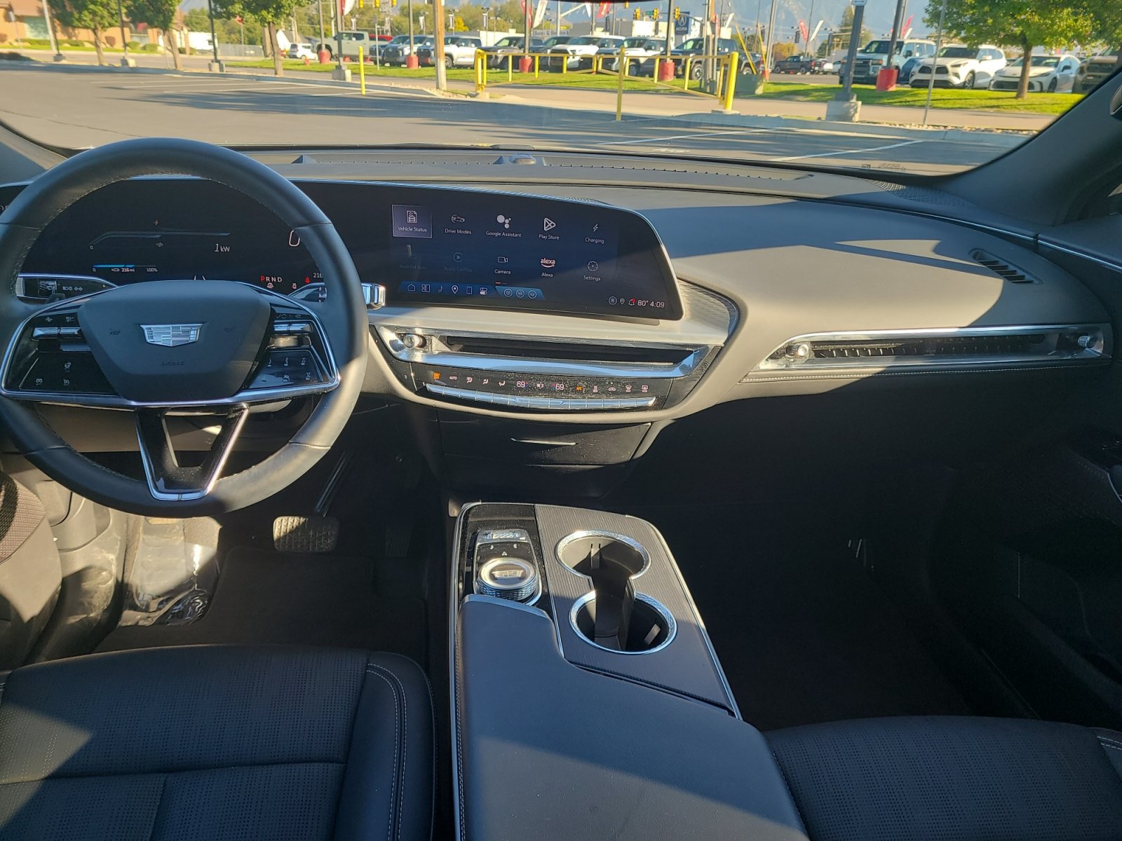 Used 2025 Cadillac Lyriq Sport AWD/4WD image 20