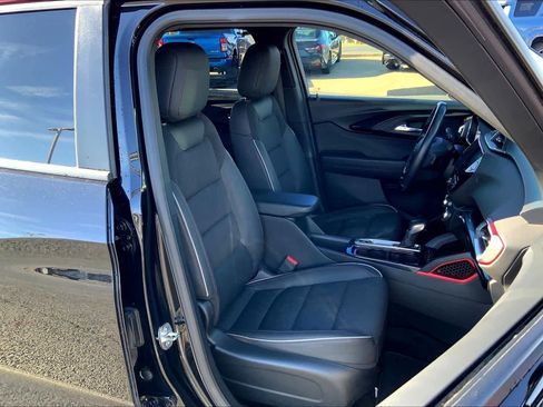 Used 2021 Chevrolet TrailBlazer RS w/ Convenience Package image 9