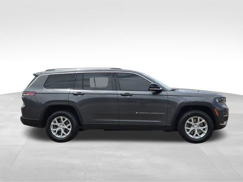 Used 2023 Jeep Grand Cherokee L Limited AWD/4WD image 5