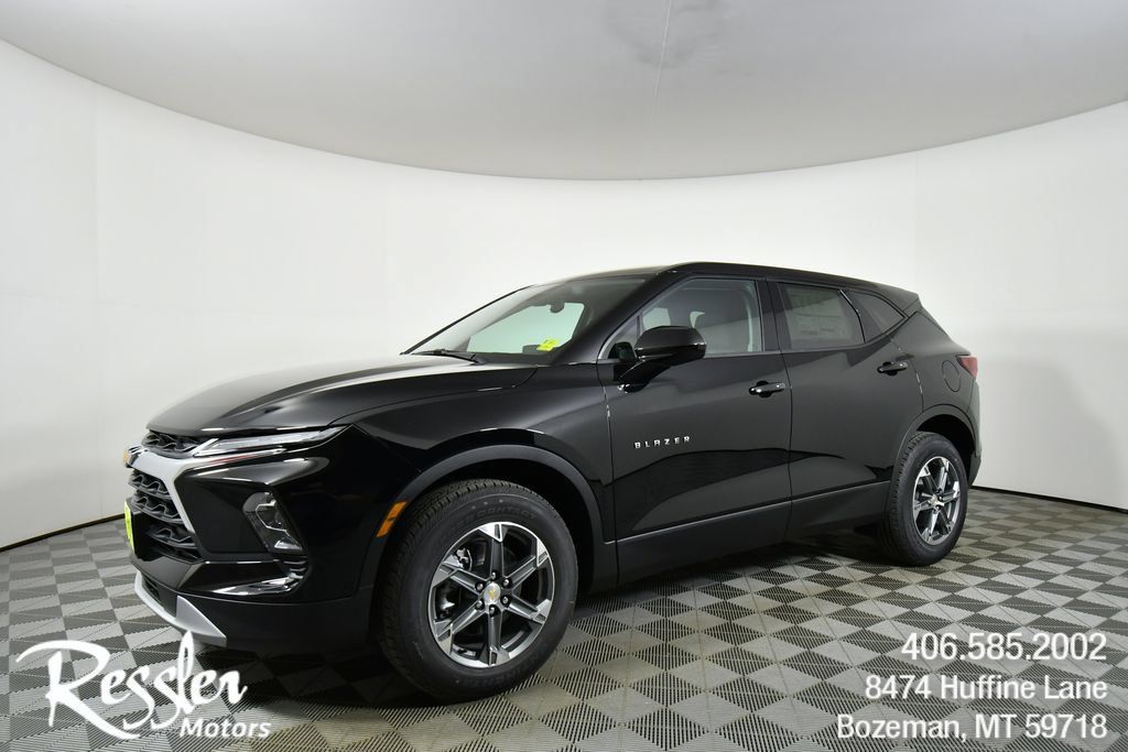 New 2026 Chevrolet Blazer LT w/ LPO, Floor Liner Package AWD/4WD image 1