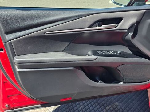 Used 2025 Toyota Camry LE FWD image 14