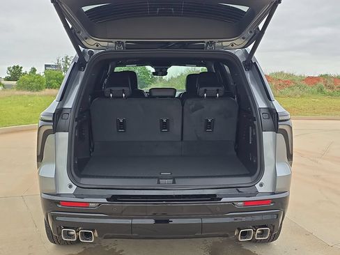 New 2026 Chevrolet Traverse RS FWD image 13