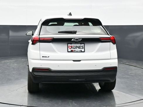 New 2027 Chevrolet Bolt LT w/ Comfort Package FWD image 8