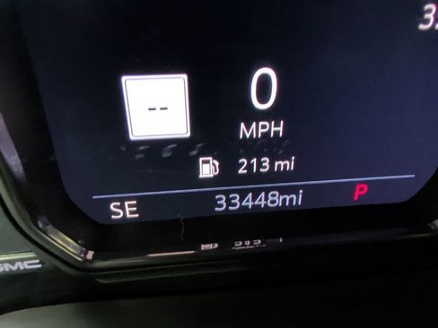 Used 2022 GMC Sierra 3500 Denali w/ Denali Ultimate Package image 29